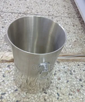 Stainless Steel Ice Bucket Used for Cooling Wine or Champagne.