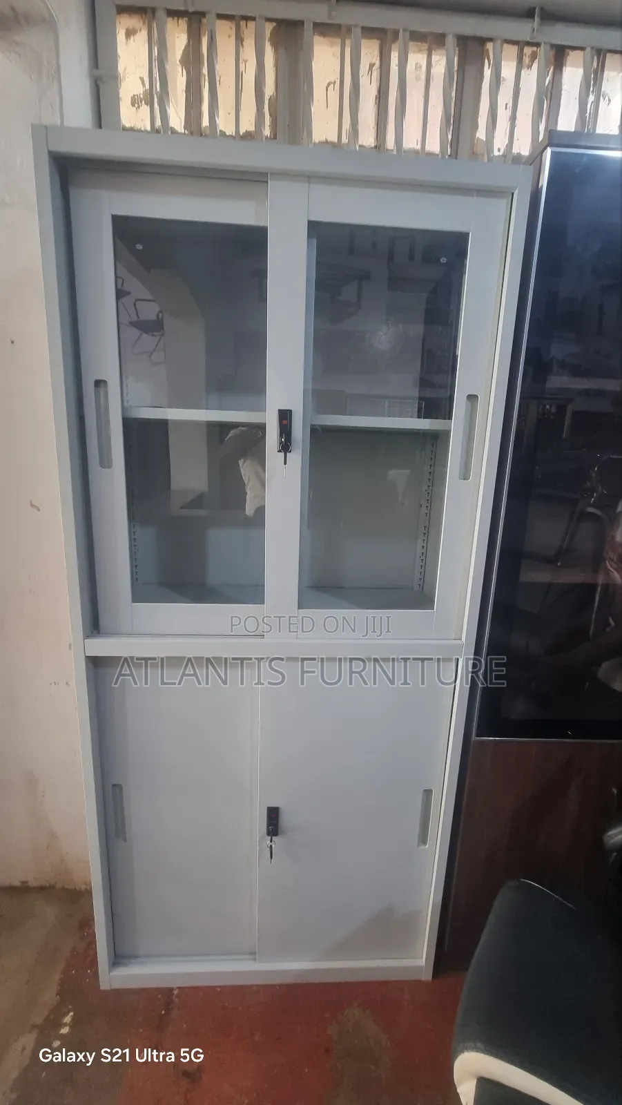 Classic Sliding Door Cabinet