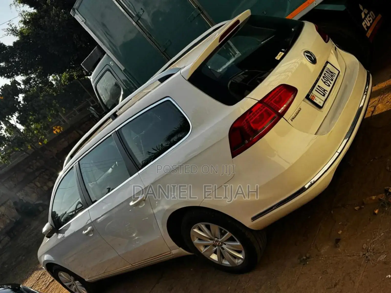Volkswagen Passat 2013 White