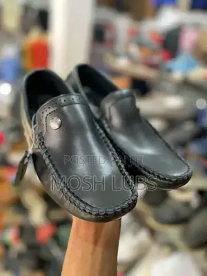 Students Black Moccasins