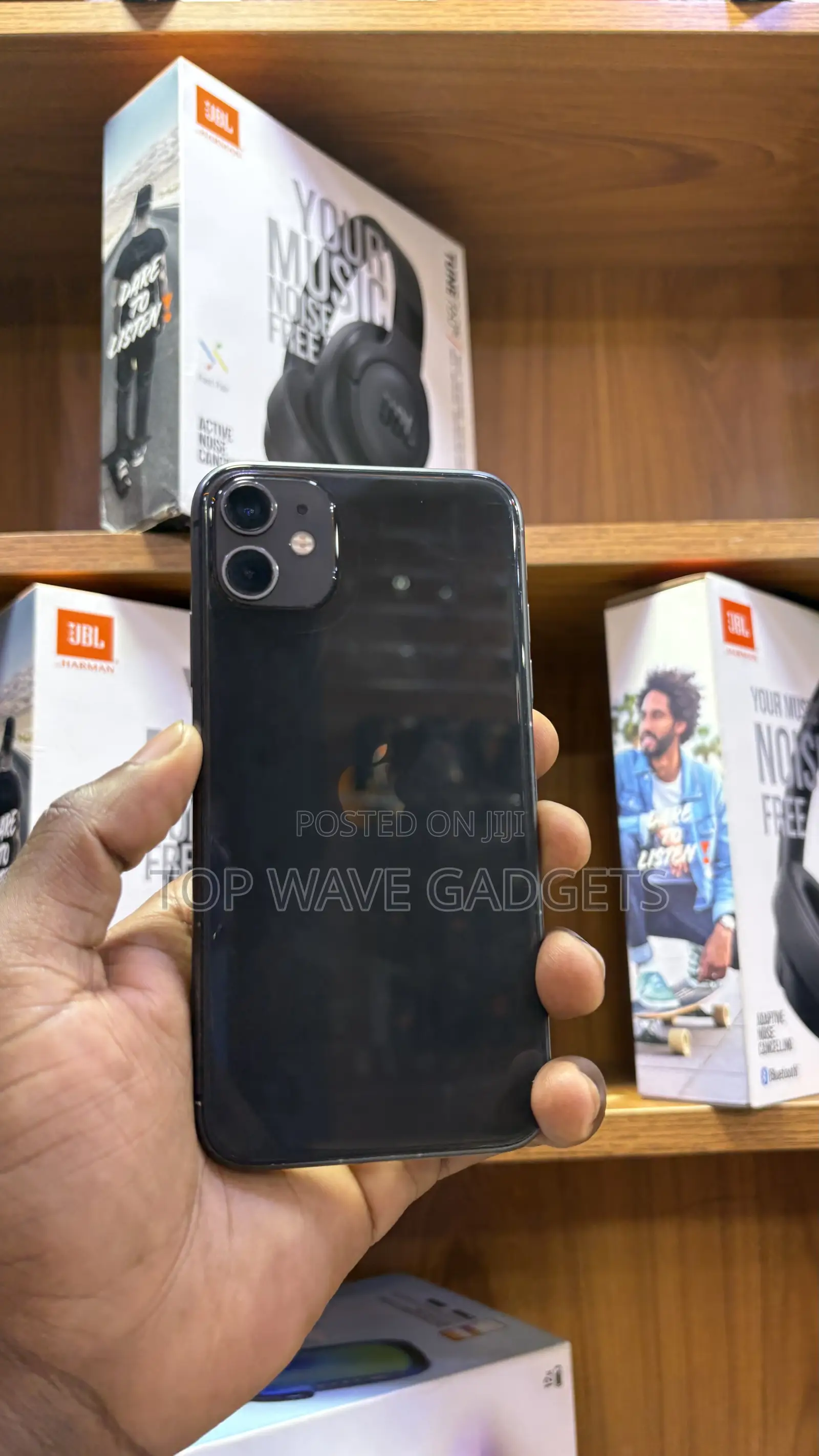 Apple iPhone 11 64 GB Black