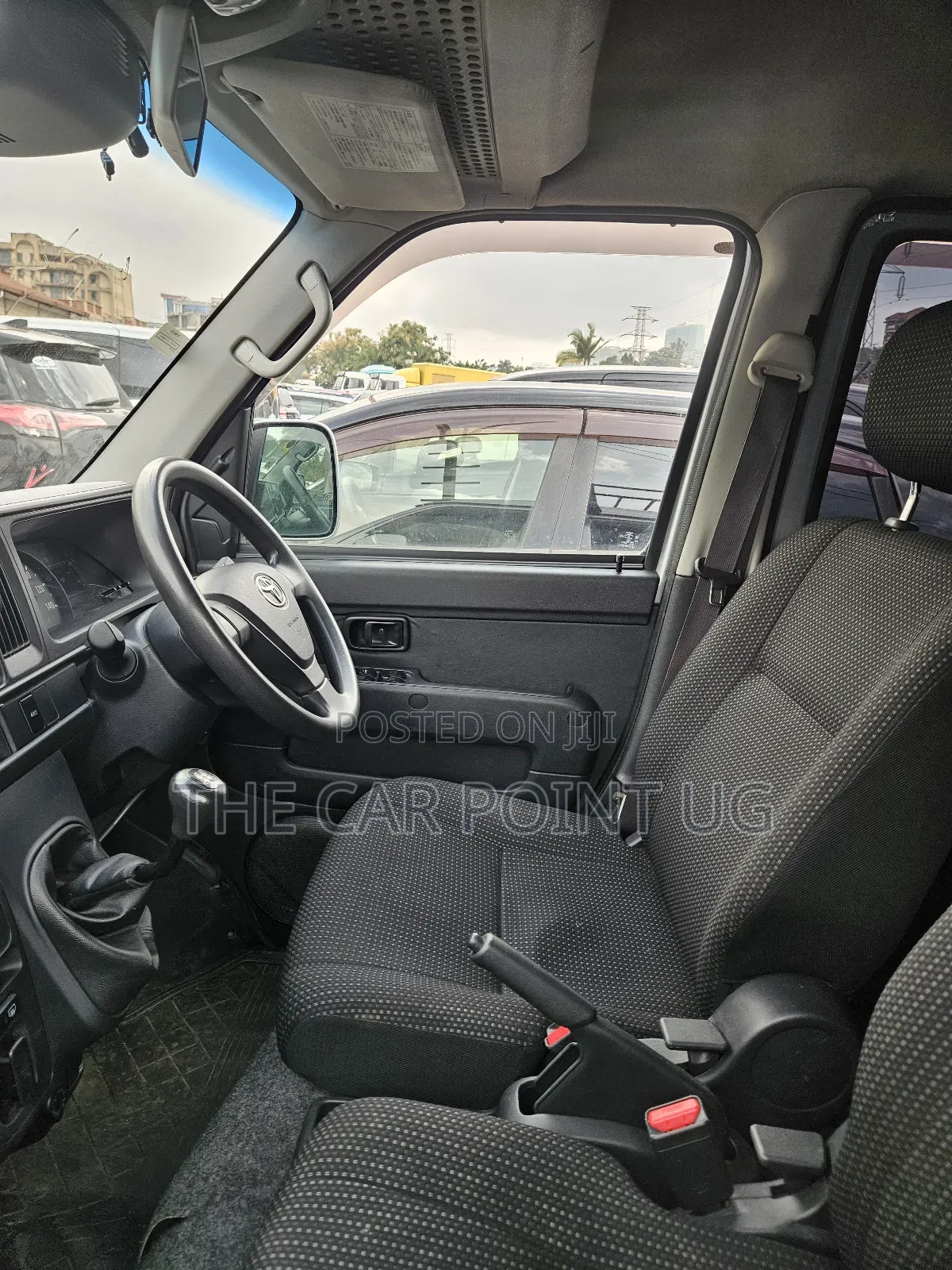 Toyota Pixis 2018 Silver