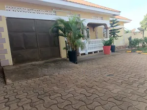 3bdrm Bungalow in Fs Properties Ltd, Nakawa for sale