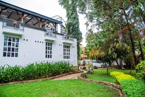 Furnished 4bdrm House in Bunga Kawuku, Makindye for rent