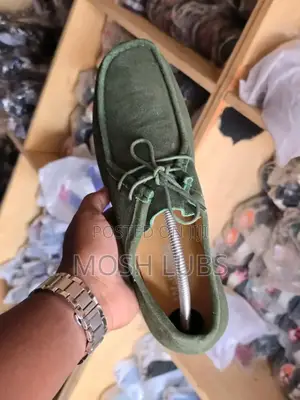 Classic Wallabees