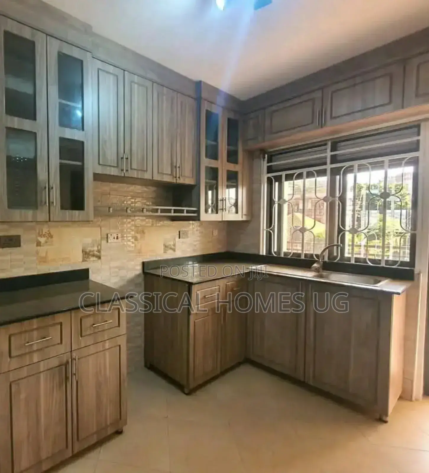 3bdrm Apartment in Kololo, Central Division for rent