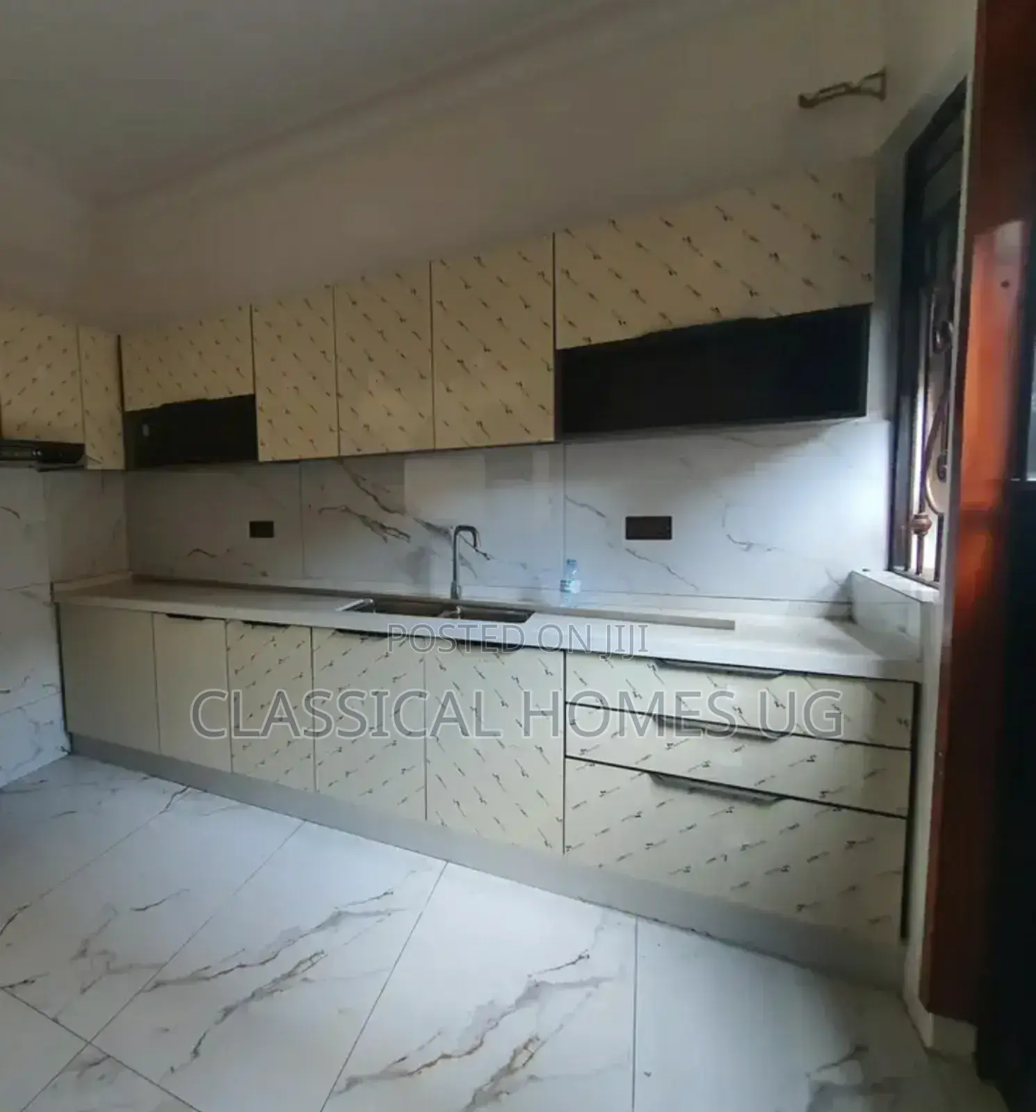 5bdrm Duplex in Naguru, Central Division for rent