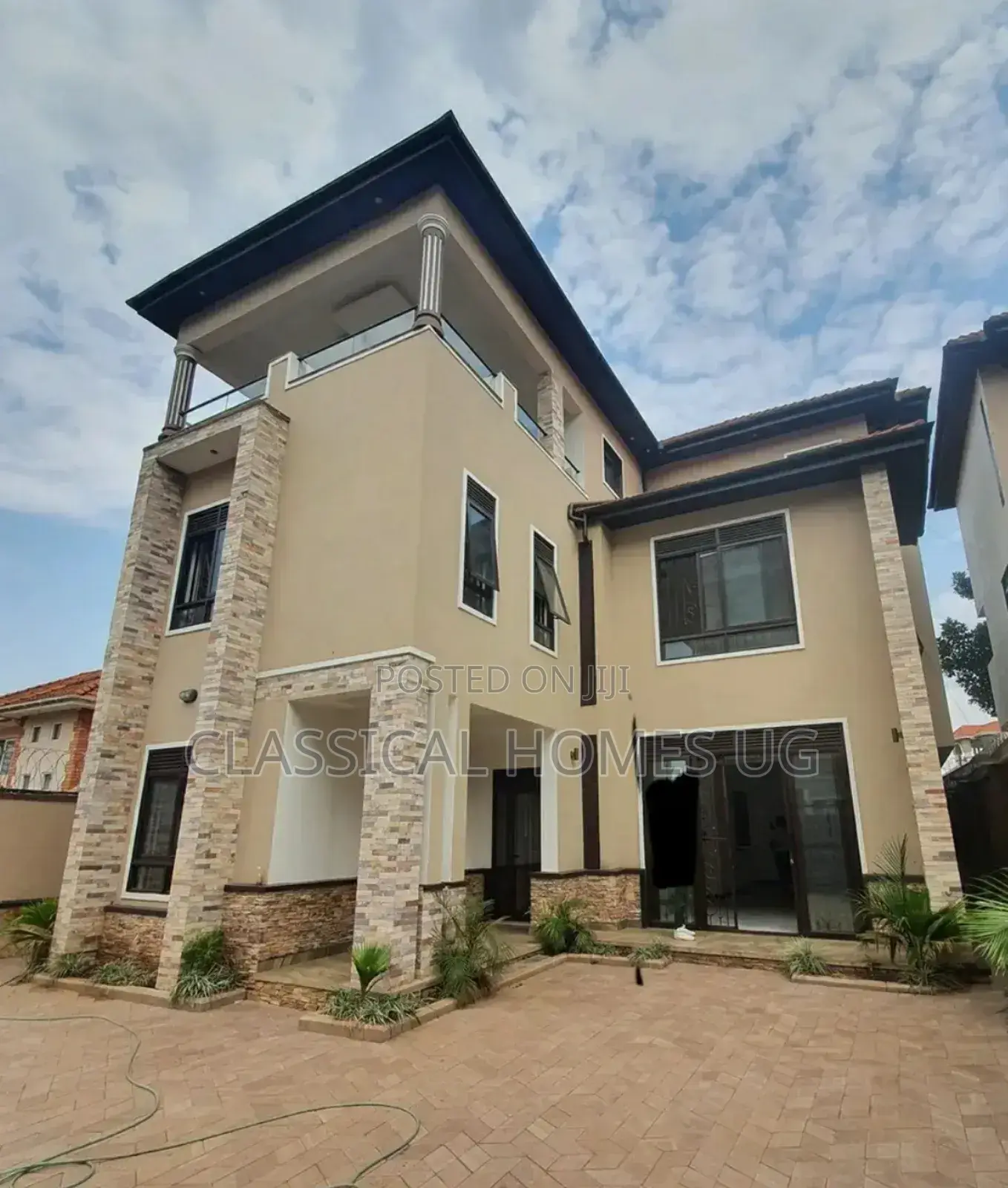 5bdrm Duplex in Naguru, Central Division for rent