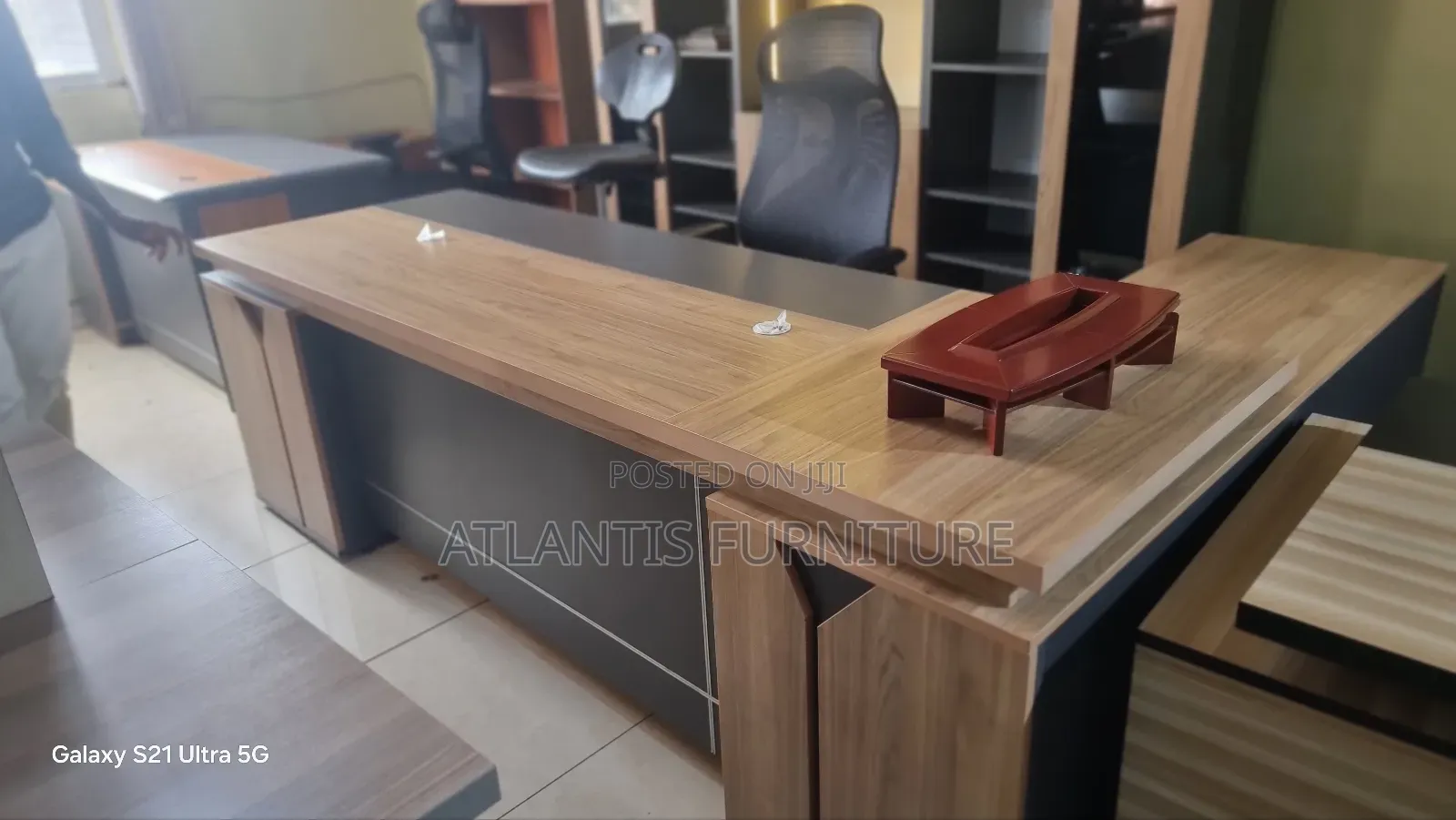 Fabrication MDF Office Desk 2meters