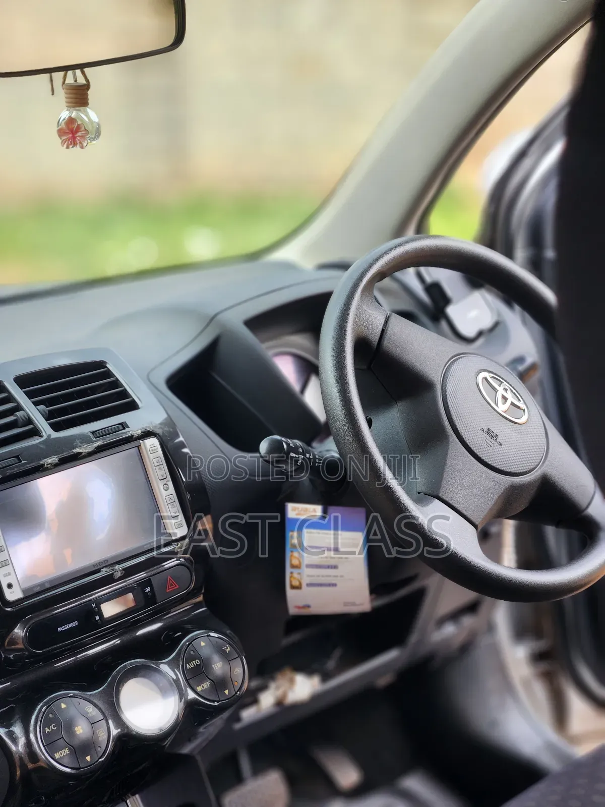 Toyota IST 2009 Silver