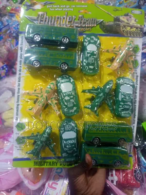 Thunder Team" Series Military Vehicle Playset