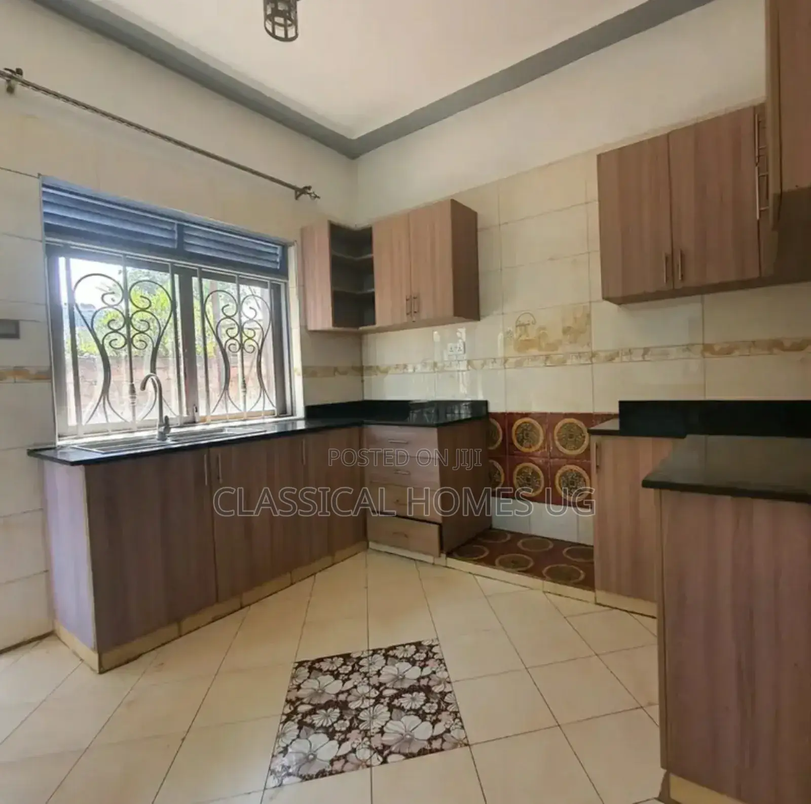 5bdrm Duplex in Naguru, Central Division for rent