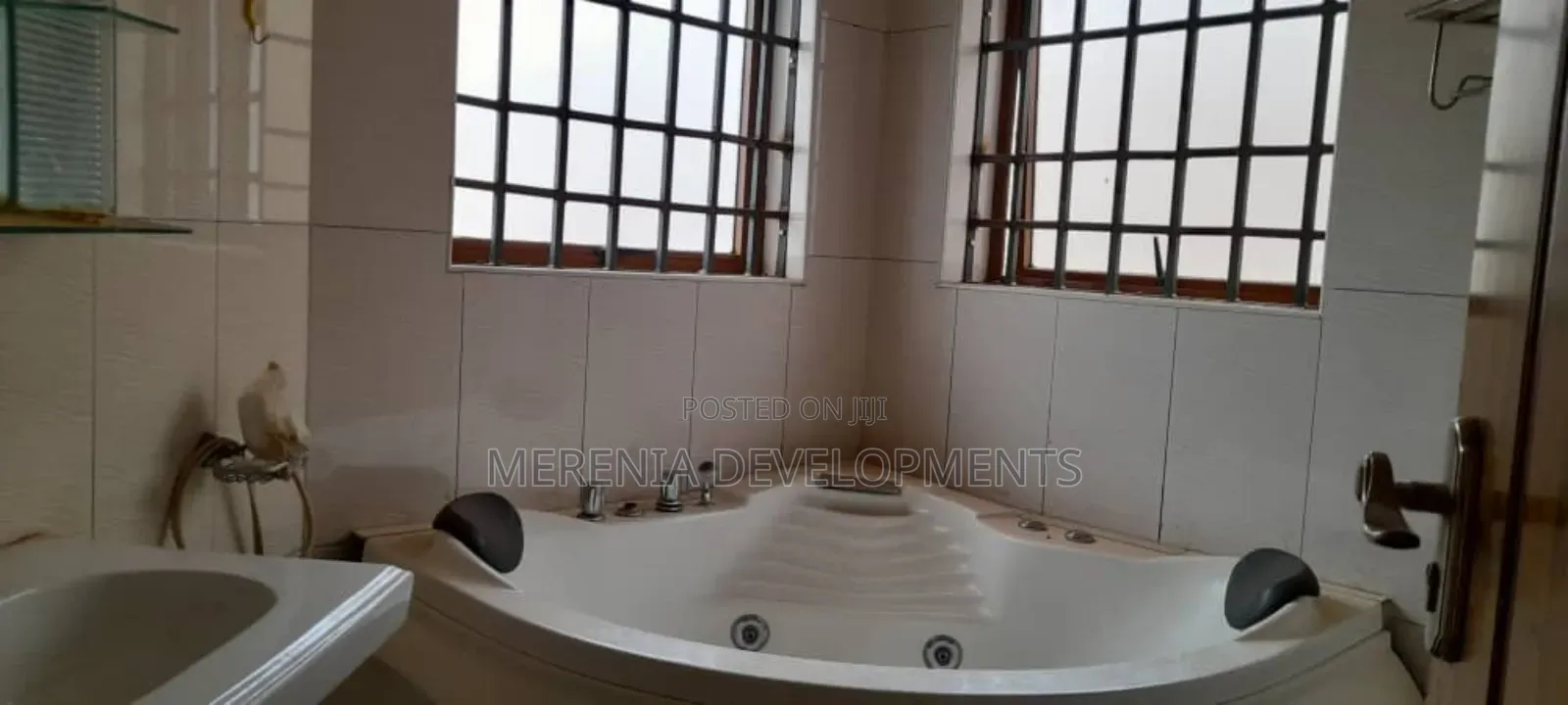 Furnished 3bdrm Apartment in Naguru, Central Division for rent