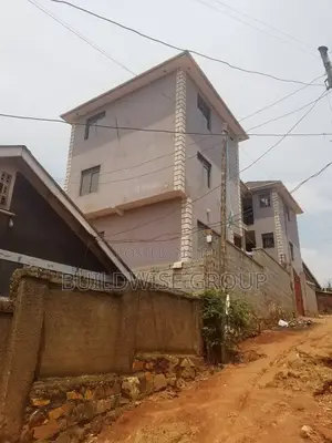 Furnished 9bdrm Apartment in Buildwise Realty, Makindye for sale