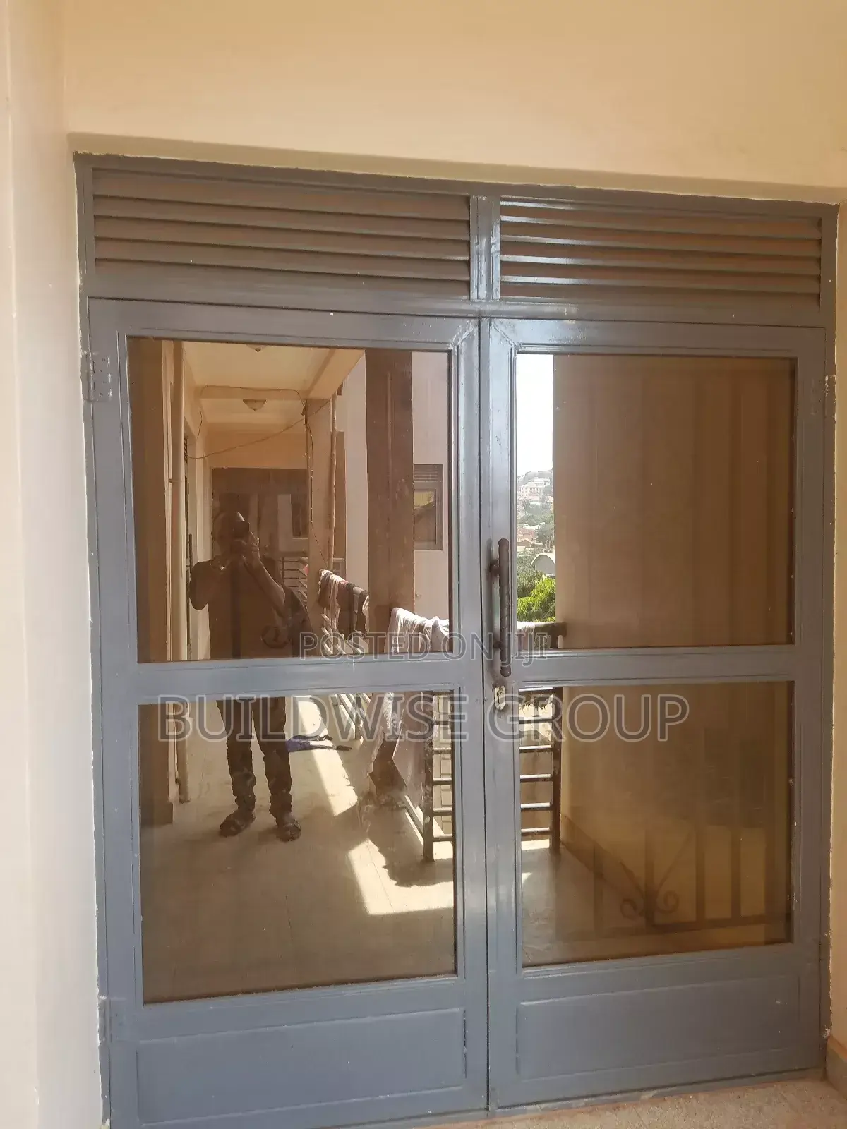 Furnished 9bdrm Apartment in Buildwise Realty, Makindye for sale