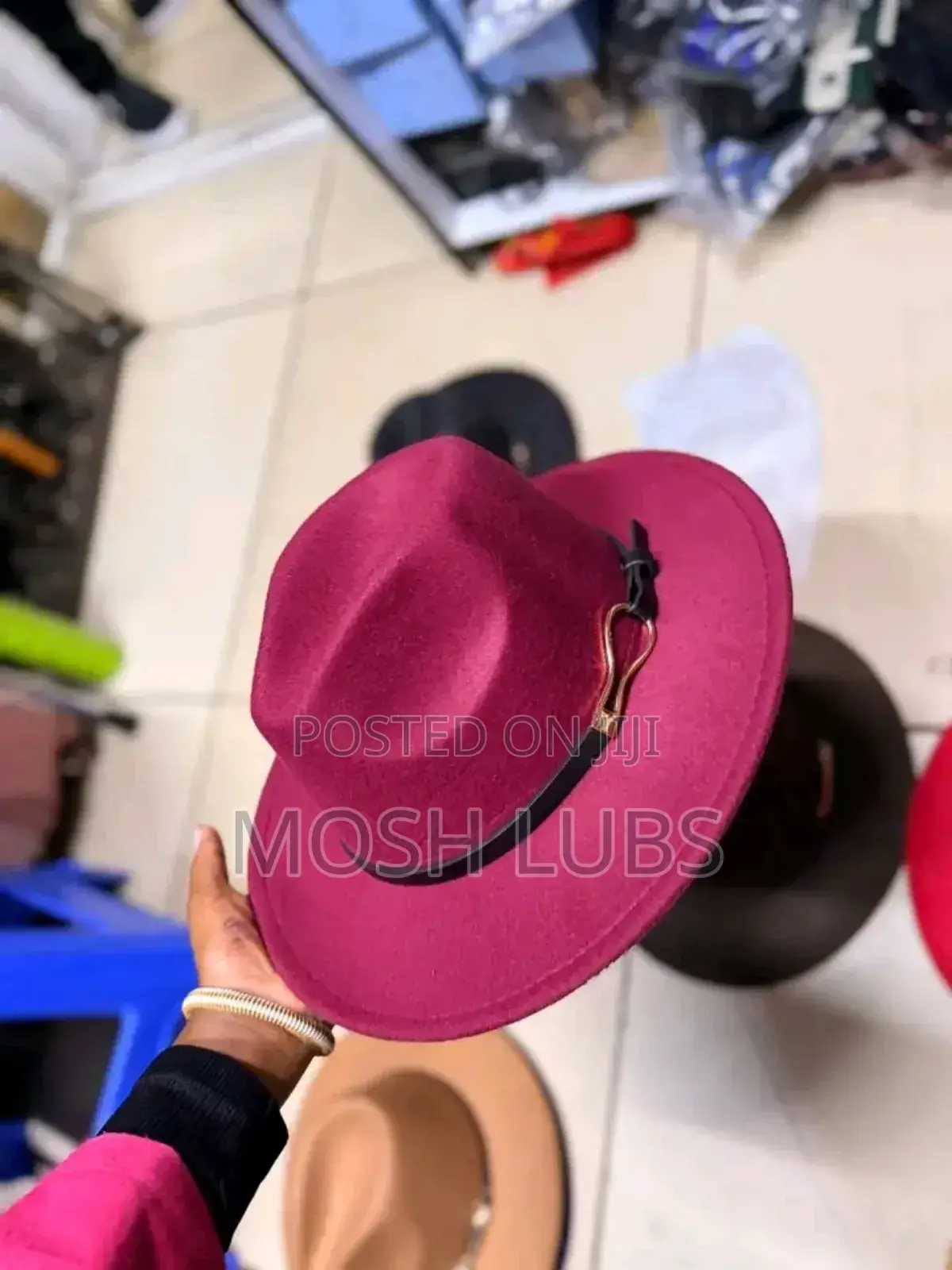 Plain Hats for Men{Fedoras}