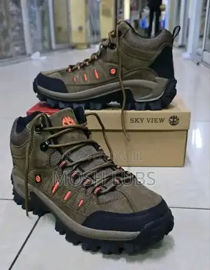 Sky View Men Boots