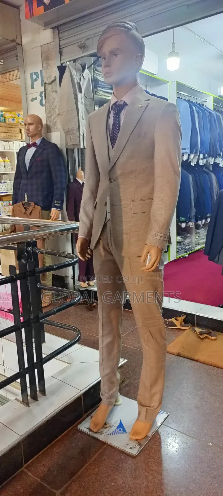Men's Suits