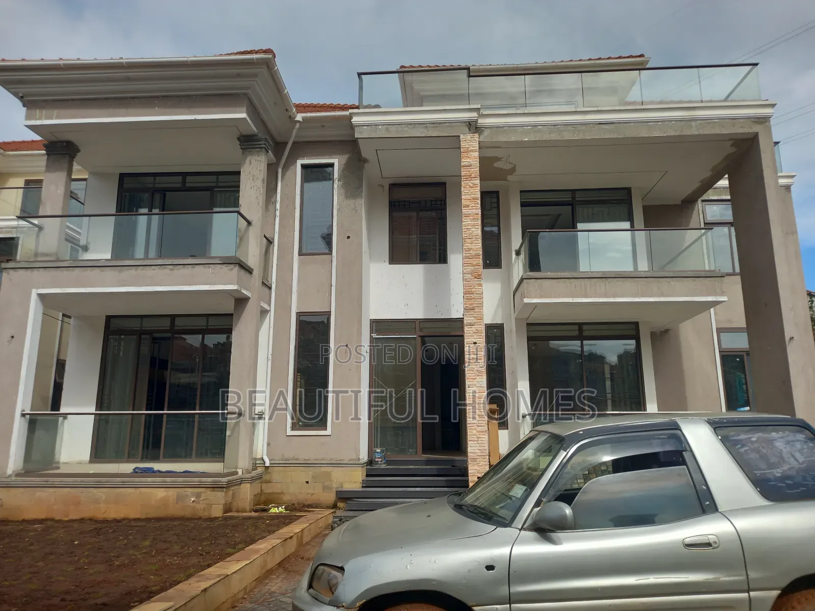 Furnished 6bdrm Mansion in Ntinda, Central Division for sale