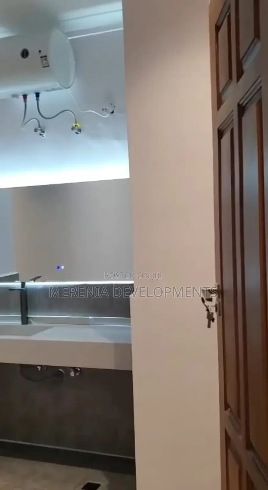 3bdrm Apartment in Bunga, Makindye for rent