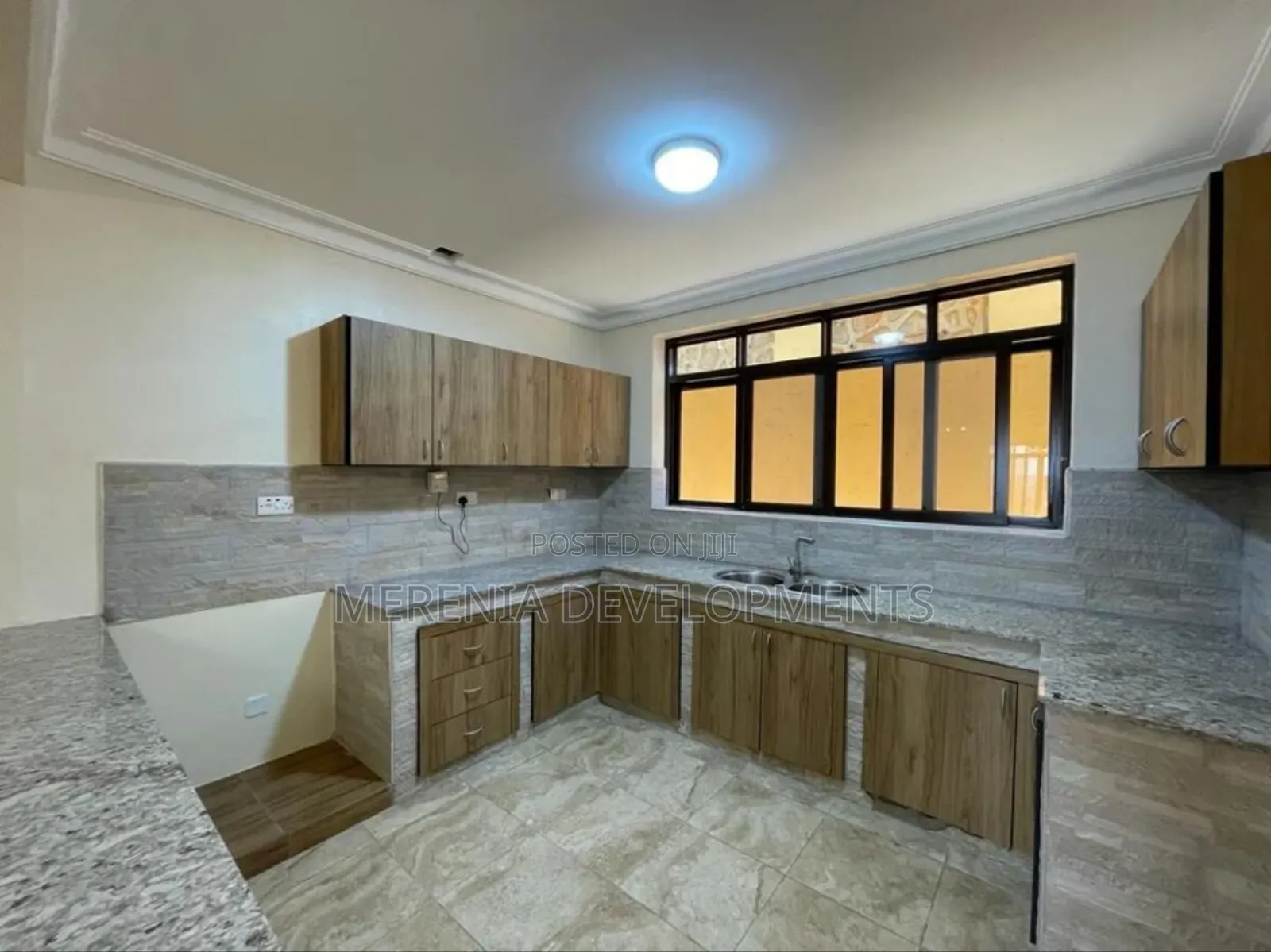 3bdrm Apartment in Lubowa, Wakiso / Wakiso for rent