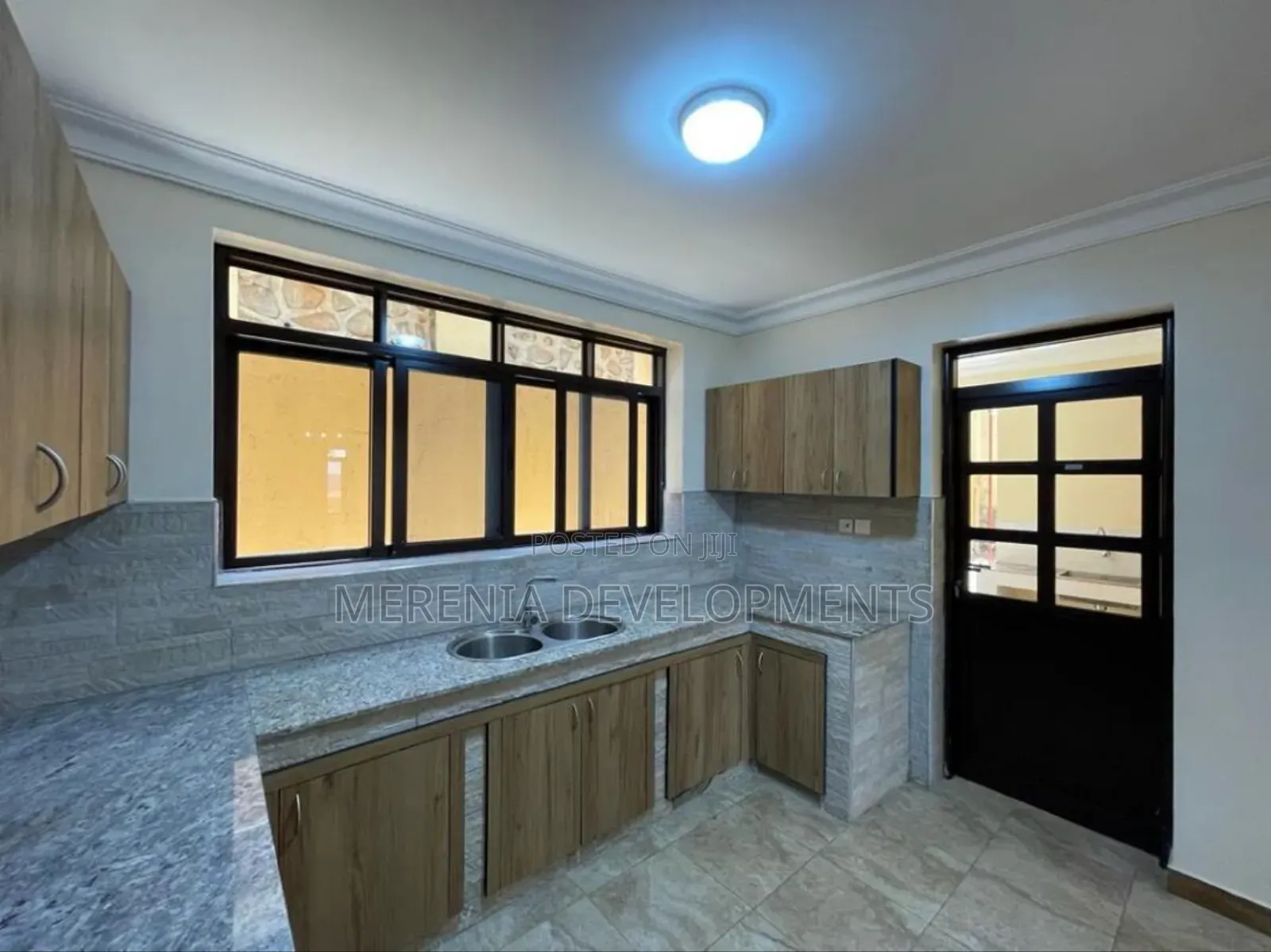 3bdrm Apartment in Lubowa, Wakiso / Wakiso for rent