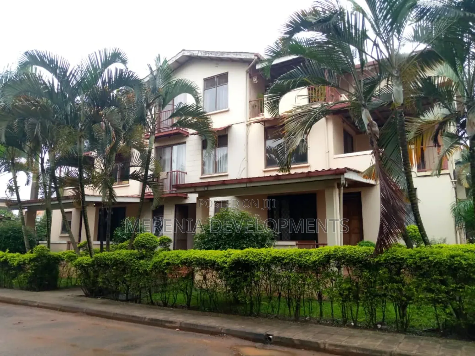 3bdrm Apartment in Muyenga, Makindye for rent