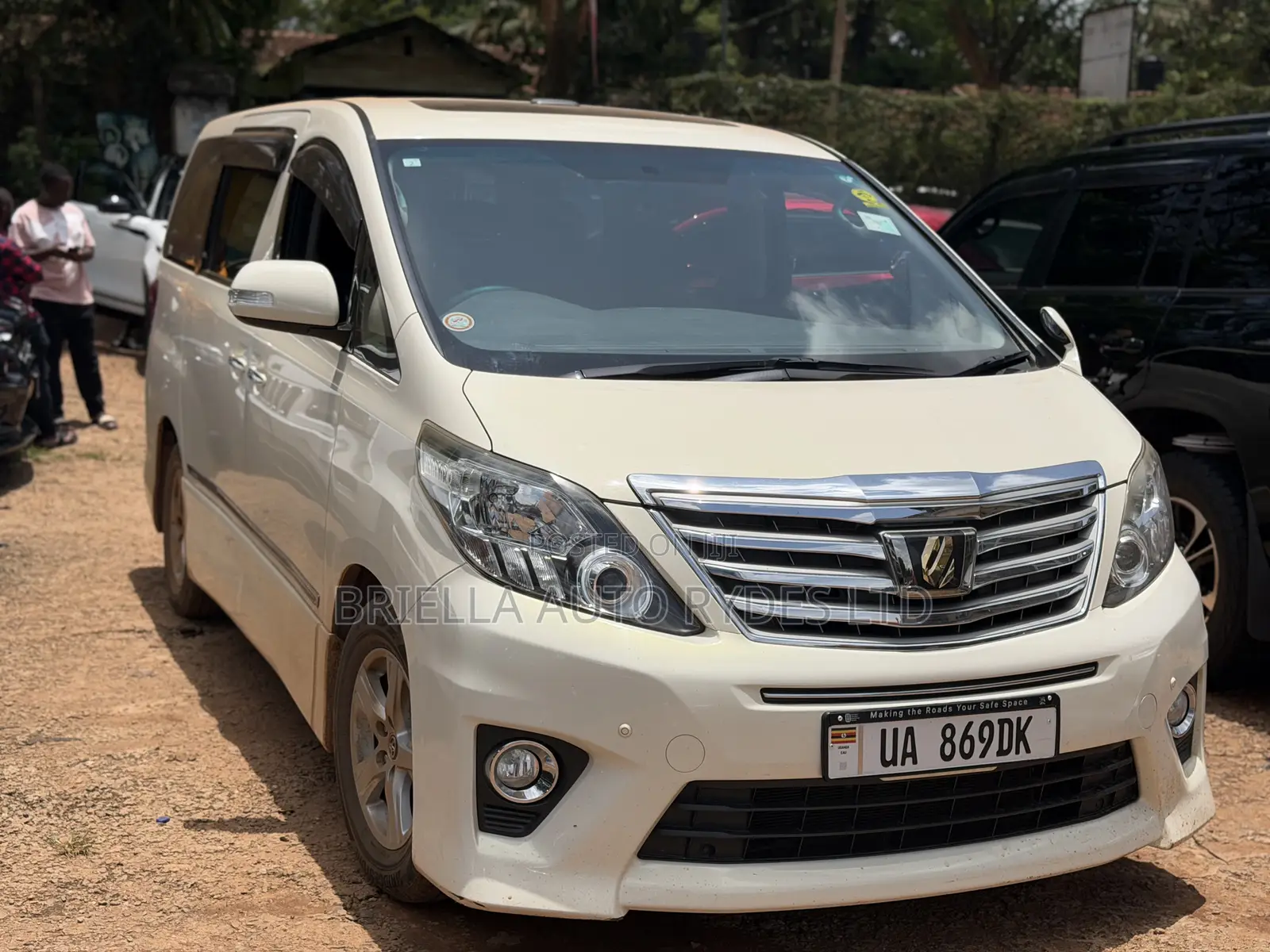 Toyota Alphard 2014 White