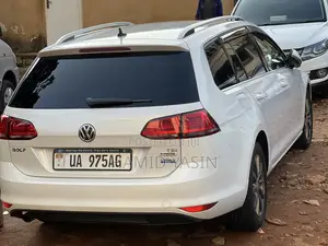 Volkswagen Golf 2016 White