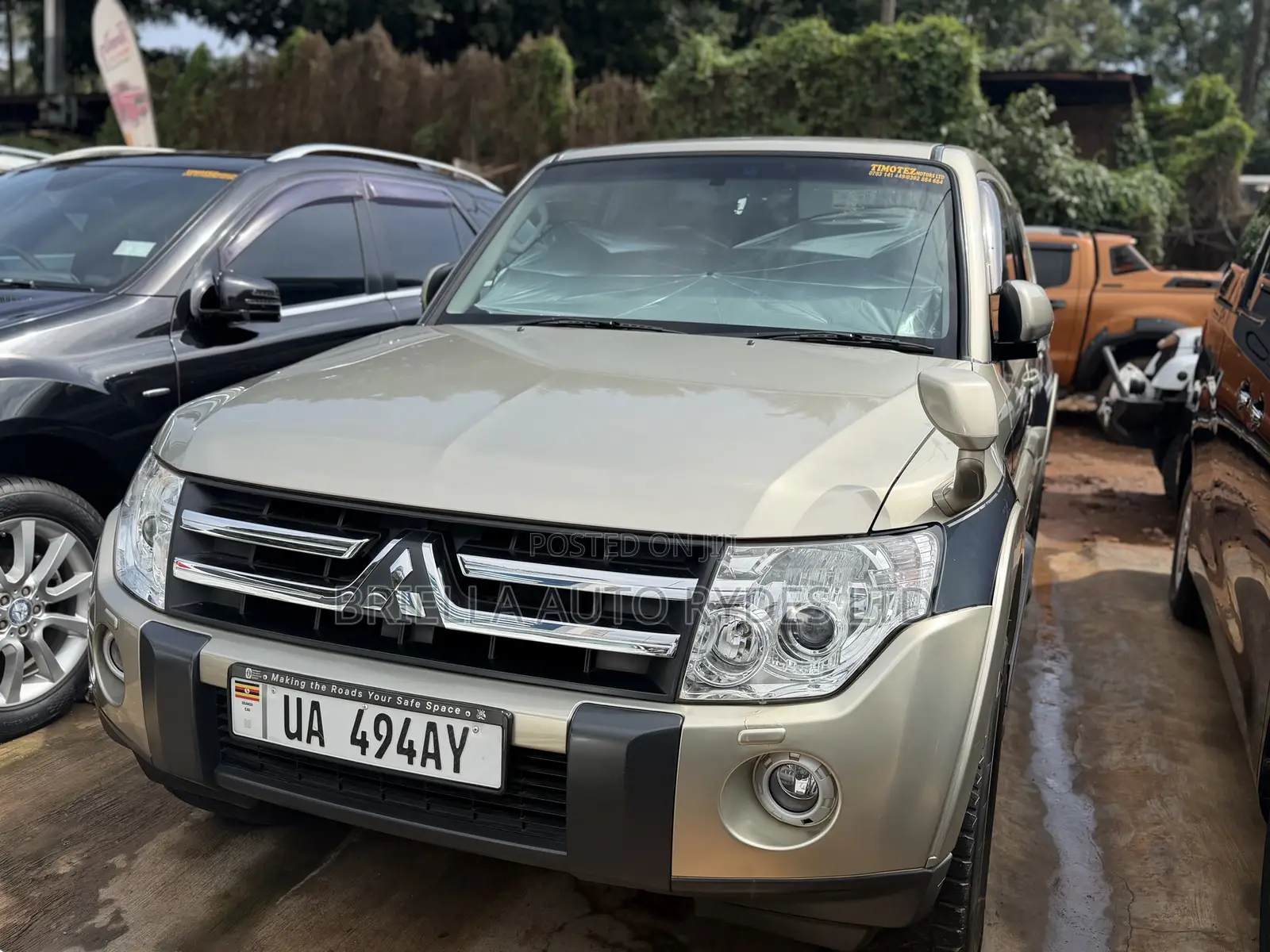 Mitsubishi Pajero 2010 Green