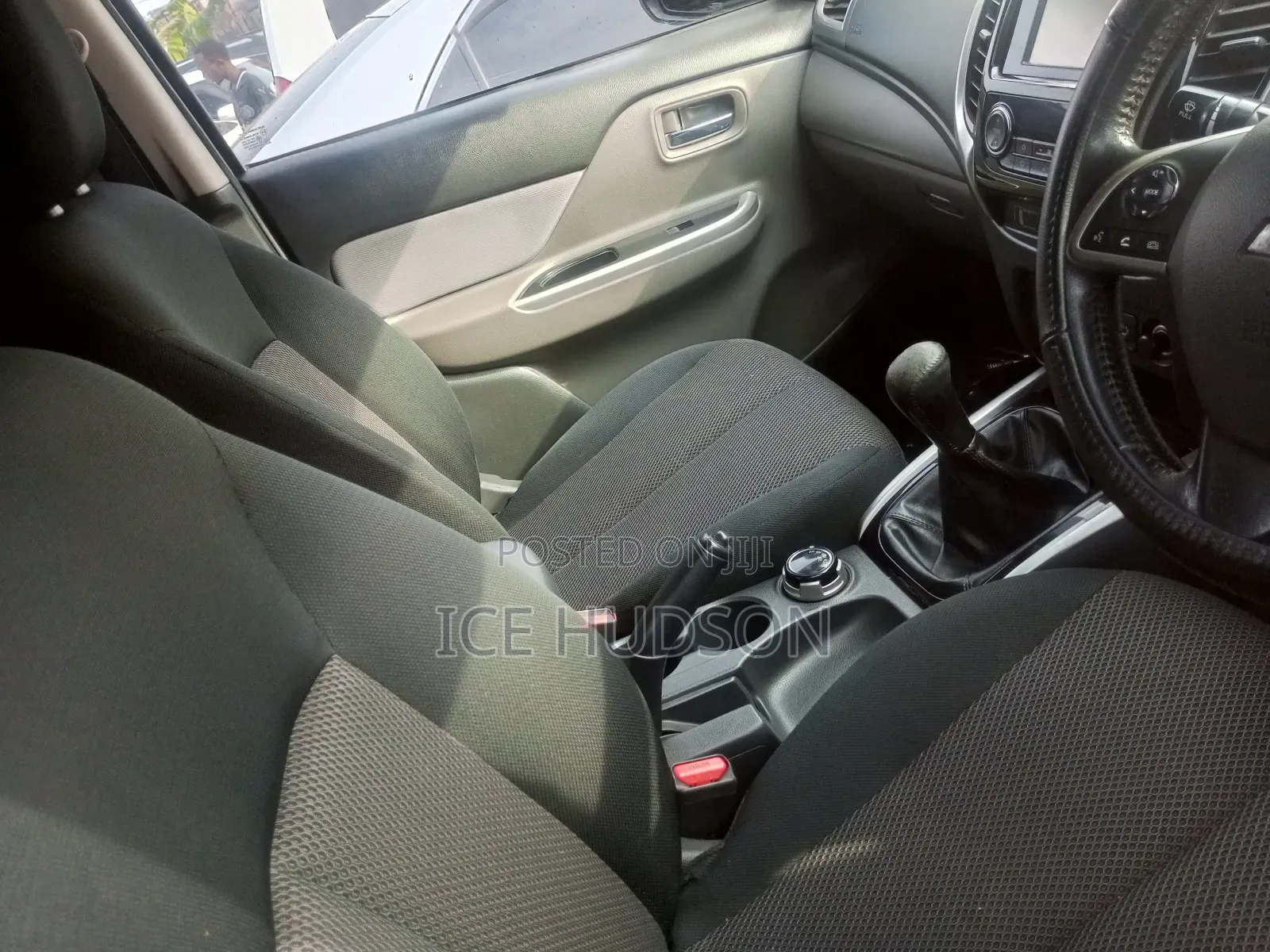 Mitsubishi Triton 2015 Silver