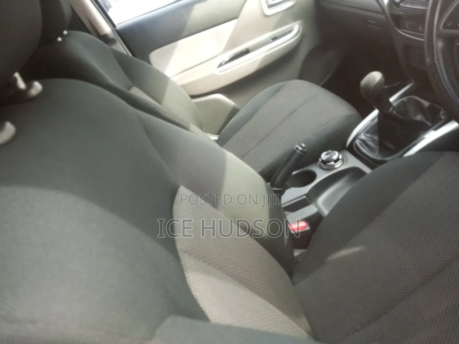 Mitsubishi Triton 2015 Silver