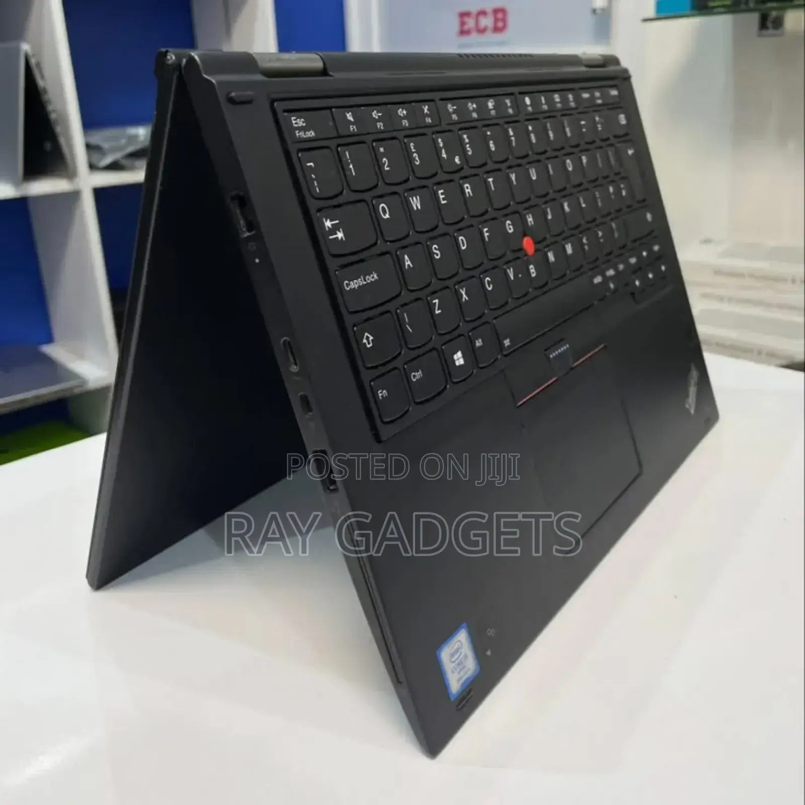 New Laptop Lenovo ThinkPad X390 8GB Intel Core i7 SSD 256GB