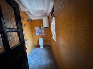 3bdrm Apartment in Bunga, Makindye for sale