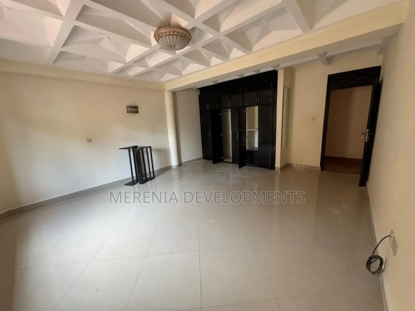 3bdrm Apartment in Bunga, Makindye for sale