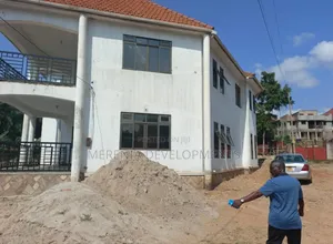 6bdrm House in Muyenga, Makindye for sale