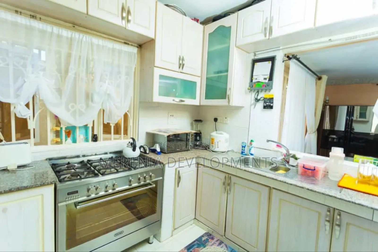 4bdrm House in Muyenga, Makindye for sale