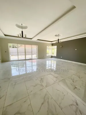 7bdrm House in Muyenga, Makindye for sale