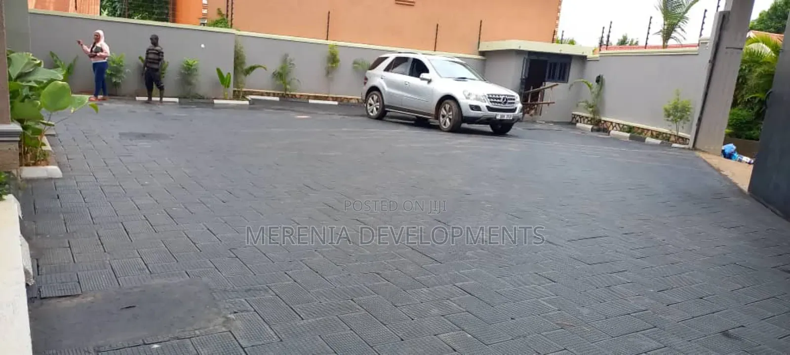 5bdrm House in Buziga, Makindye for sale
