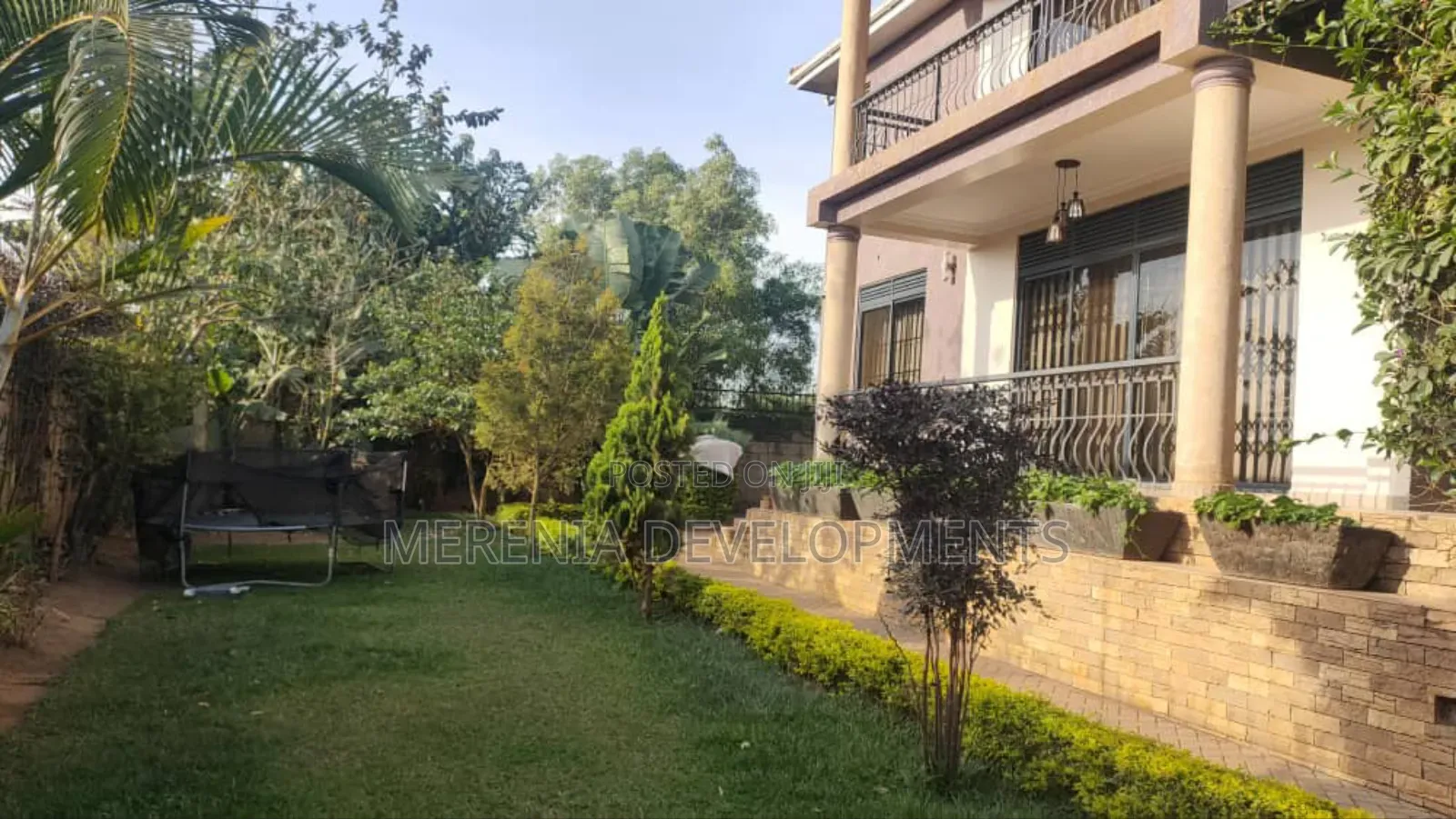 4bdrm House in Buziga, Makindye for sale