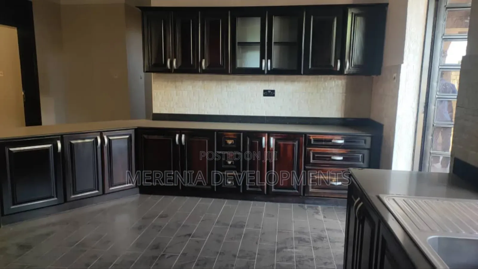 4bdrm House in Buziga, Makindye for sale