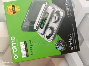 Oraimo Buds With an Inbuilt Power Bank