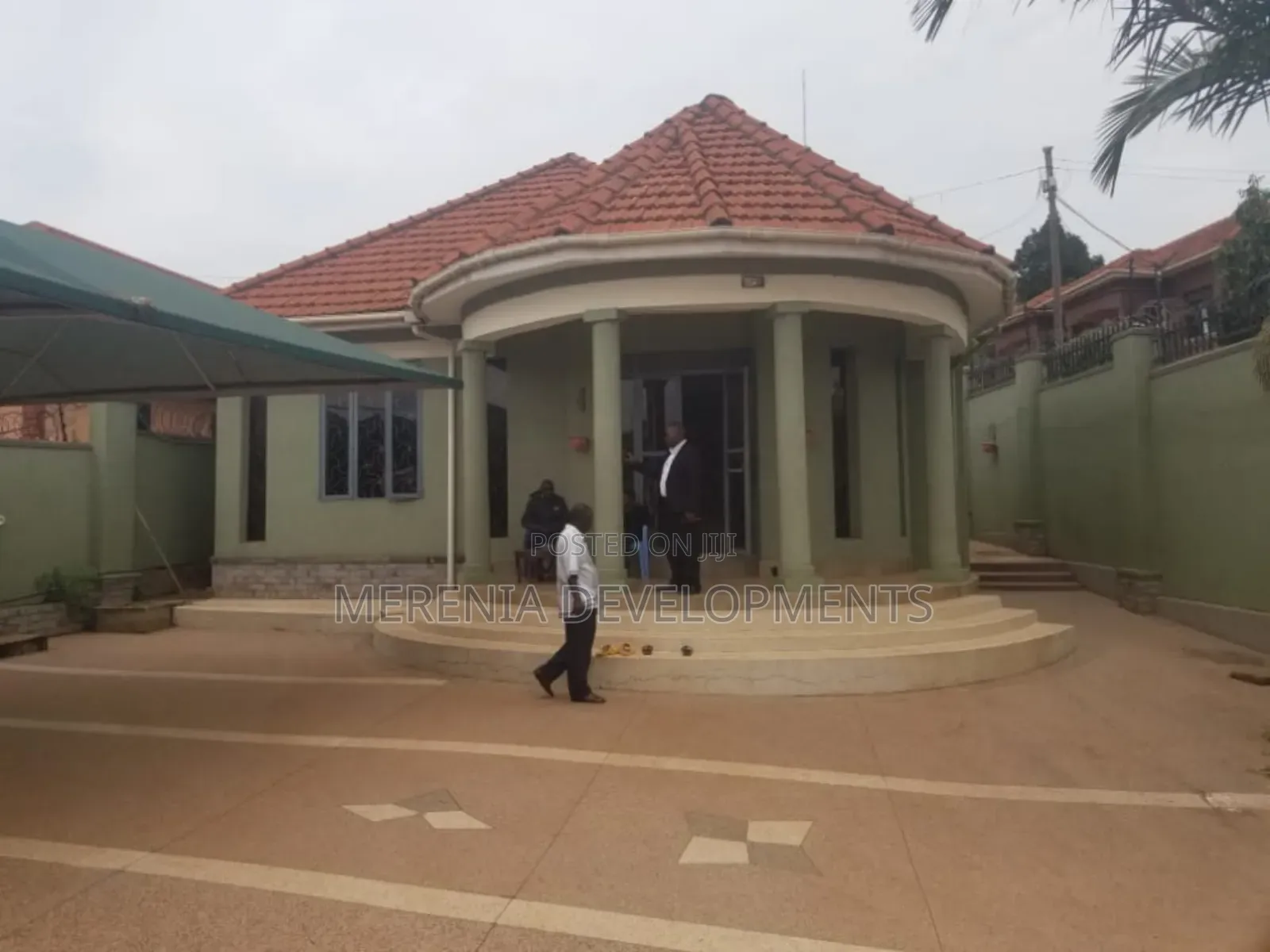 4bdrm House in Buziga, Makindye for sale