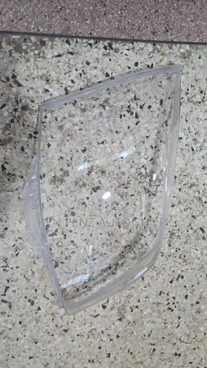 Toyota Noah 2008 - 2009 Headlamp Glass/ Lens