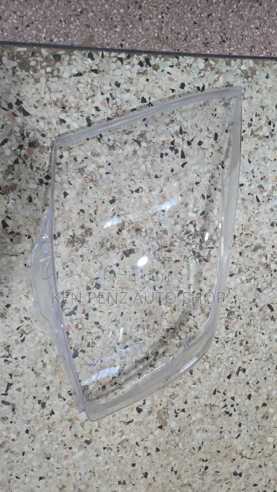 Toyota Noah 2008 - 2009 Headlamp Glass/ Lens