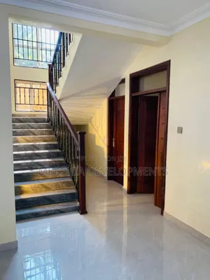 5bdrm House in Kiggo, Makindye for sale