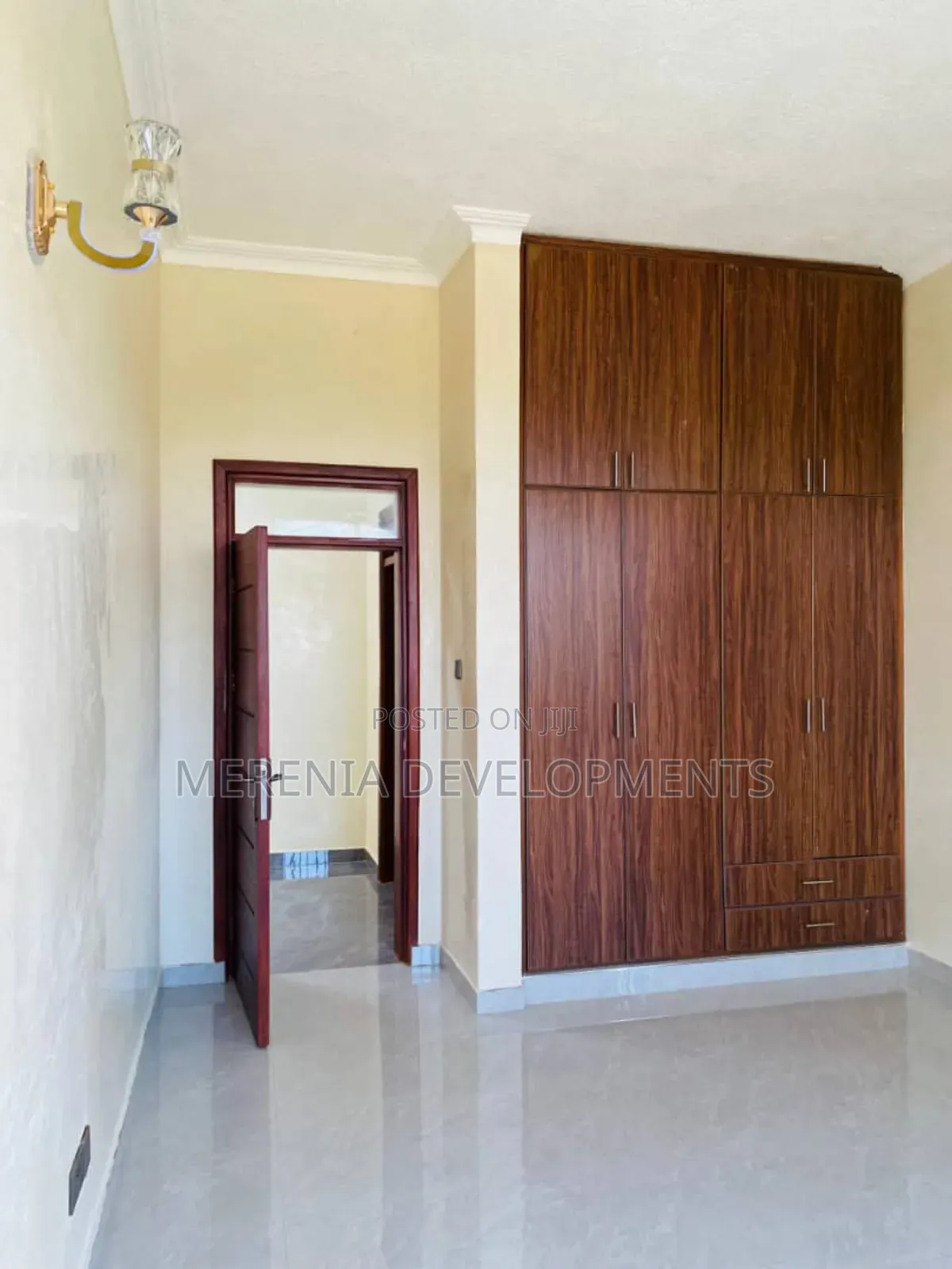 5bdrm House in Kiggo, Makindye for sale