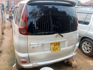 Toyota Fun Cargo 2003 White