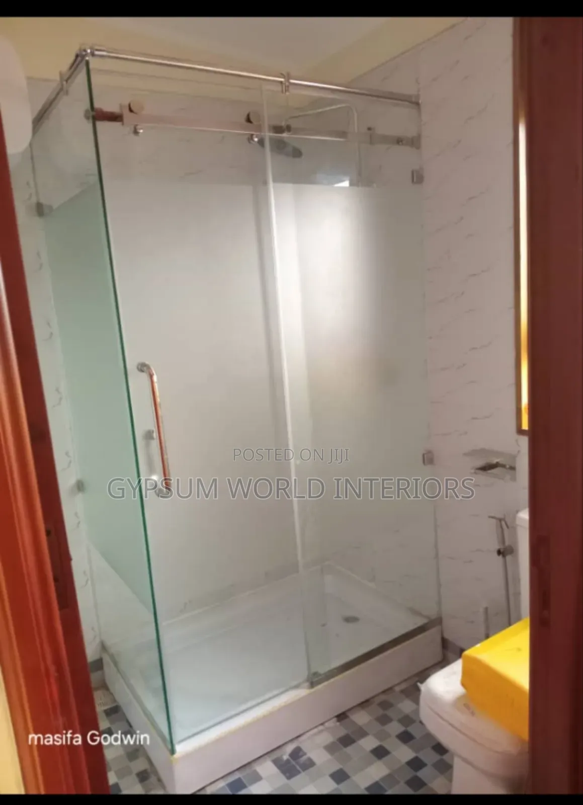 Bathroom Glass Partitions and Sliding