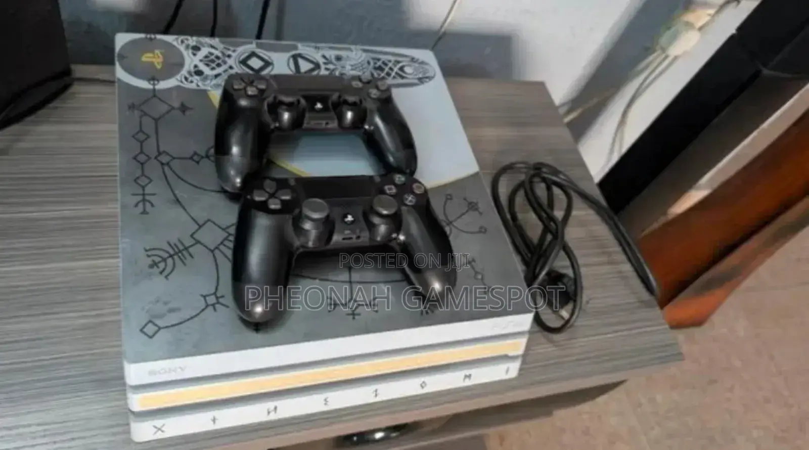 Chipped Ps4 Pro 1tb: 30 Games to Make Your Neighbors Very Jealous